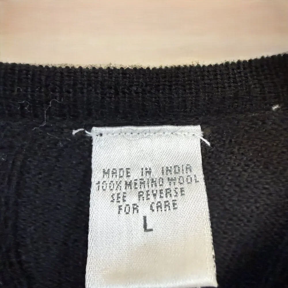 Methodé Extra Fine Merino Wool V-Neck Sweater Men’s Large Black Ribbed Knit