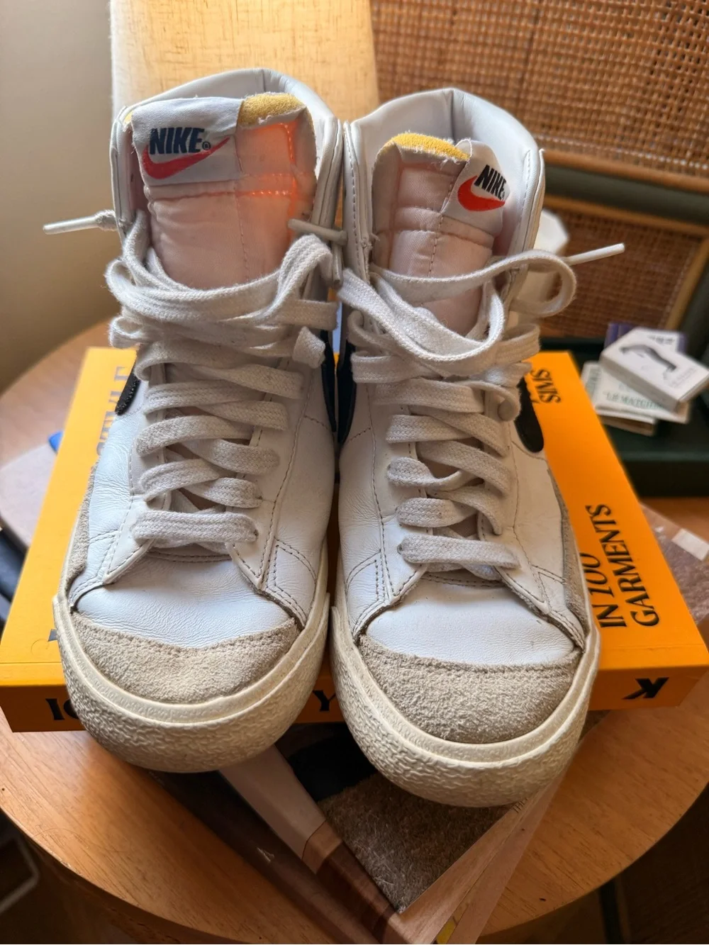 Nike blazer mid