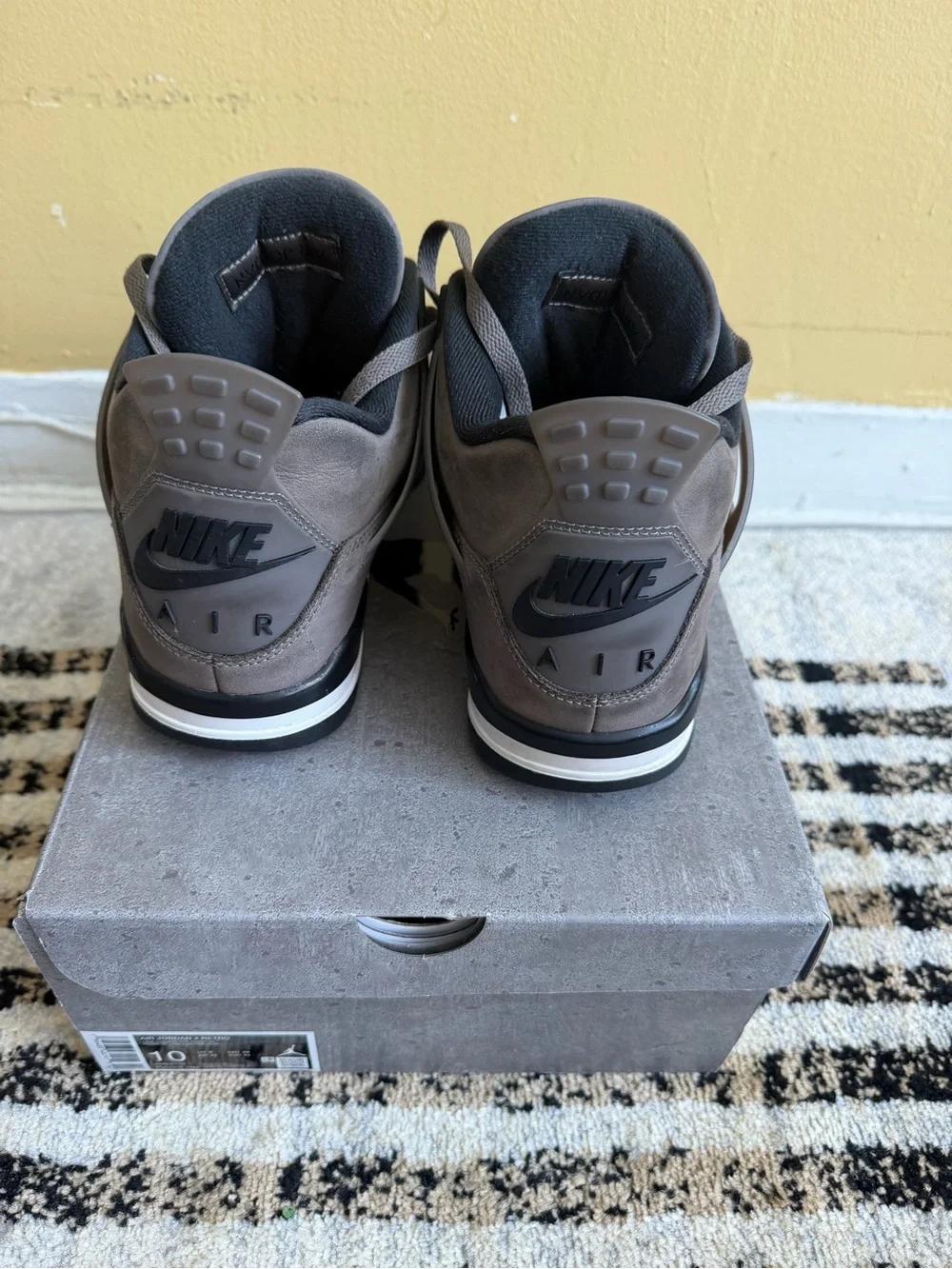 Jordan men’s lace