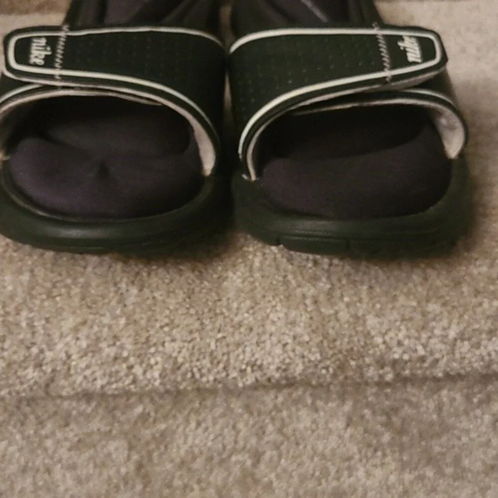 Nike pre owned