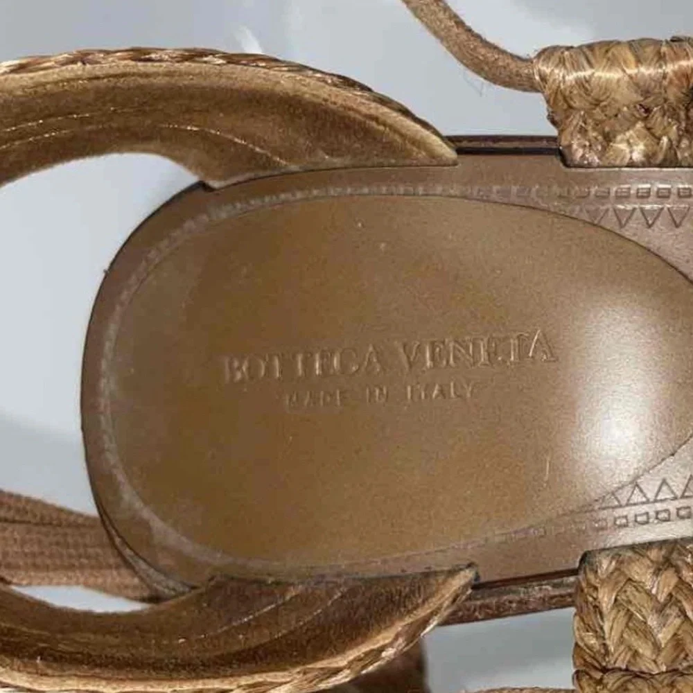 Women’s Bottega Veneta Platform Wedge Braided Wedge Sandals - Brown Size 39