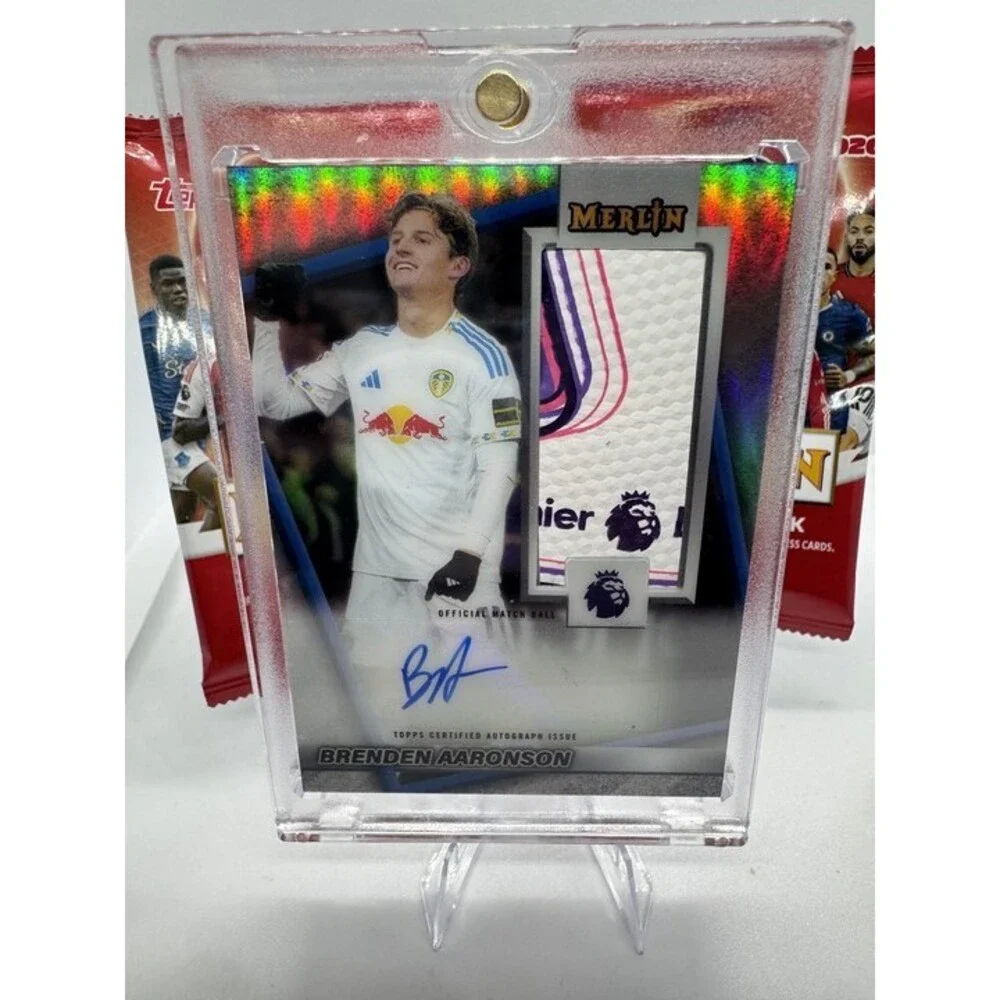 BRENDEN AARONSON 2026-27 TOPPS MERLIN MATCH BALL AUTO RELIC PATCH LEEDS