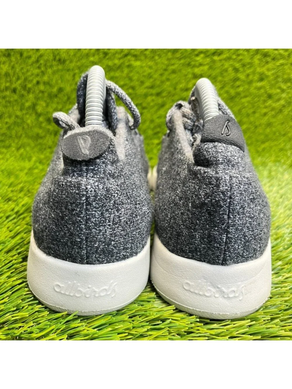 Allbirds Wool Runners Mens Size 9 Gray White Running Walking Shoes Sneakers