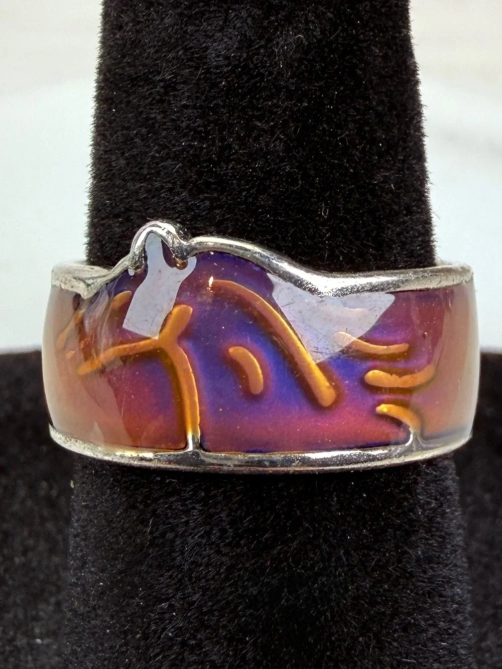 Vintage, silvertone, orange yellow blue green animal horse band ring