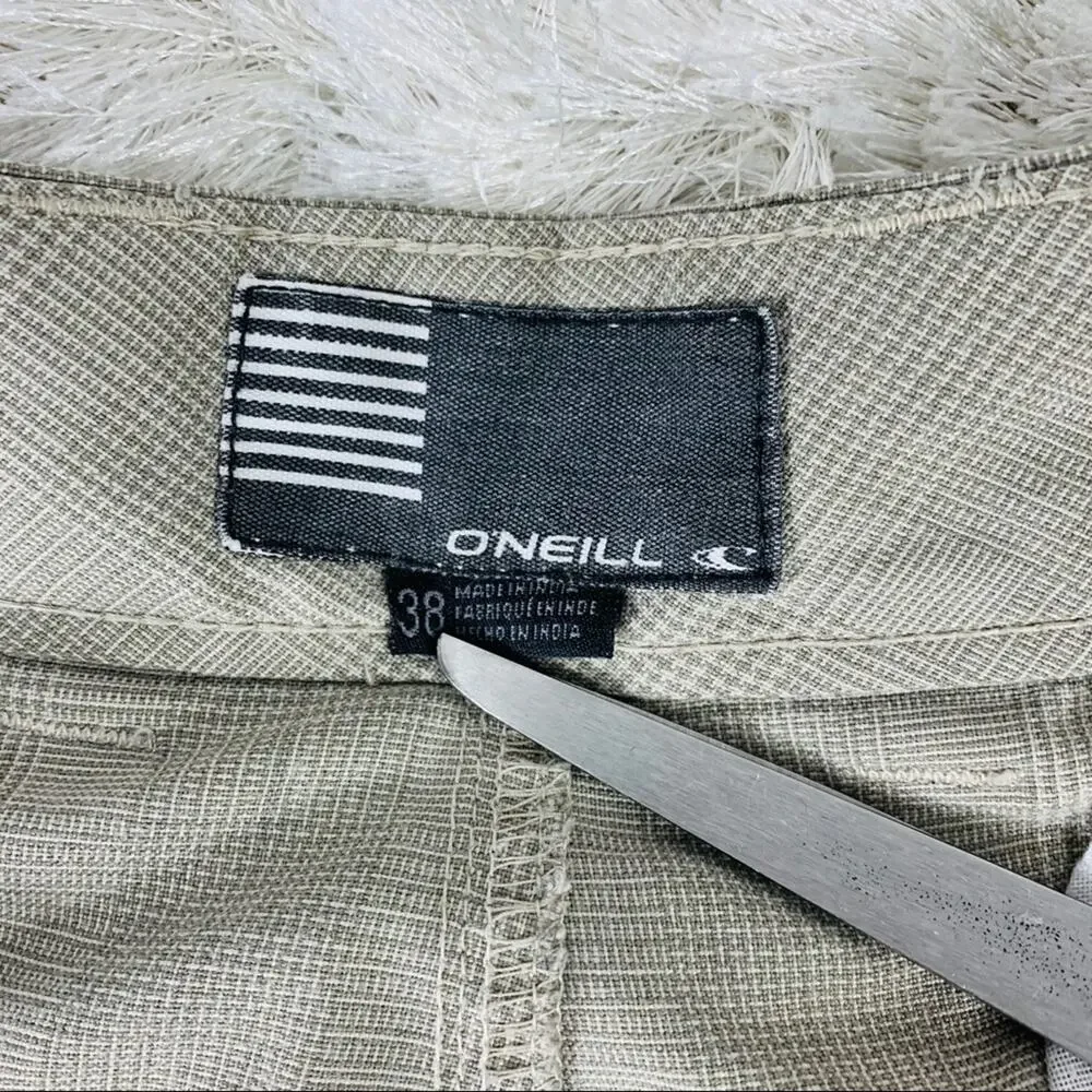 O’Neill Tan Plaid Shorts Sz 38