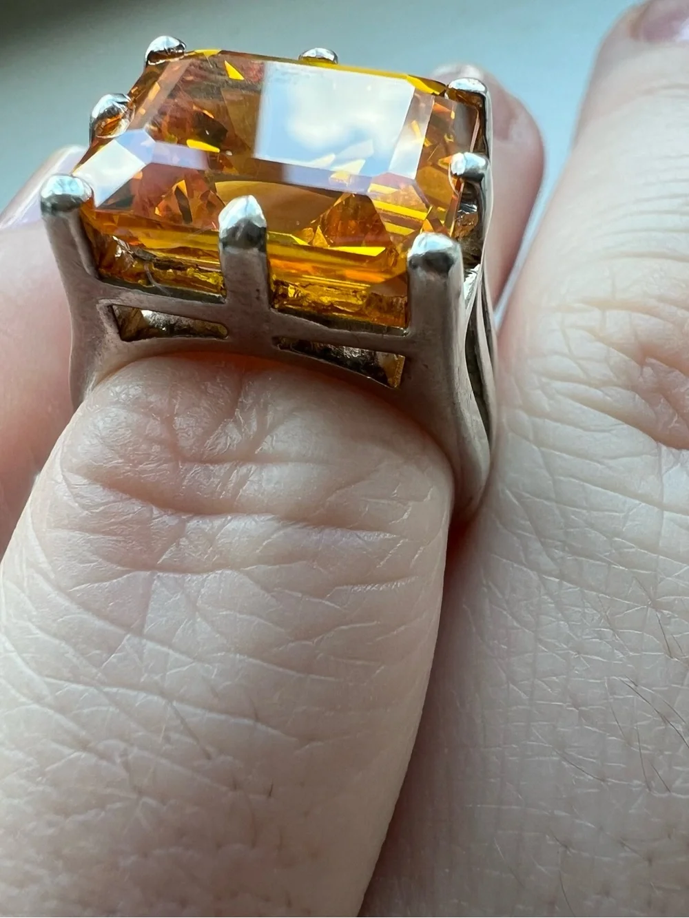 Vintage Sterling Silver Ring with Large Amber-Cut Yellow / Orange Stone 925