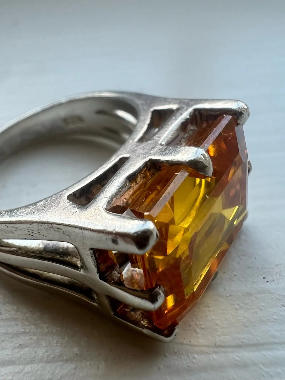 Vintage Sterling Silver Ring with Large Amber-Cut Yellow / Orange Stone 925