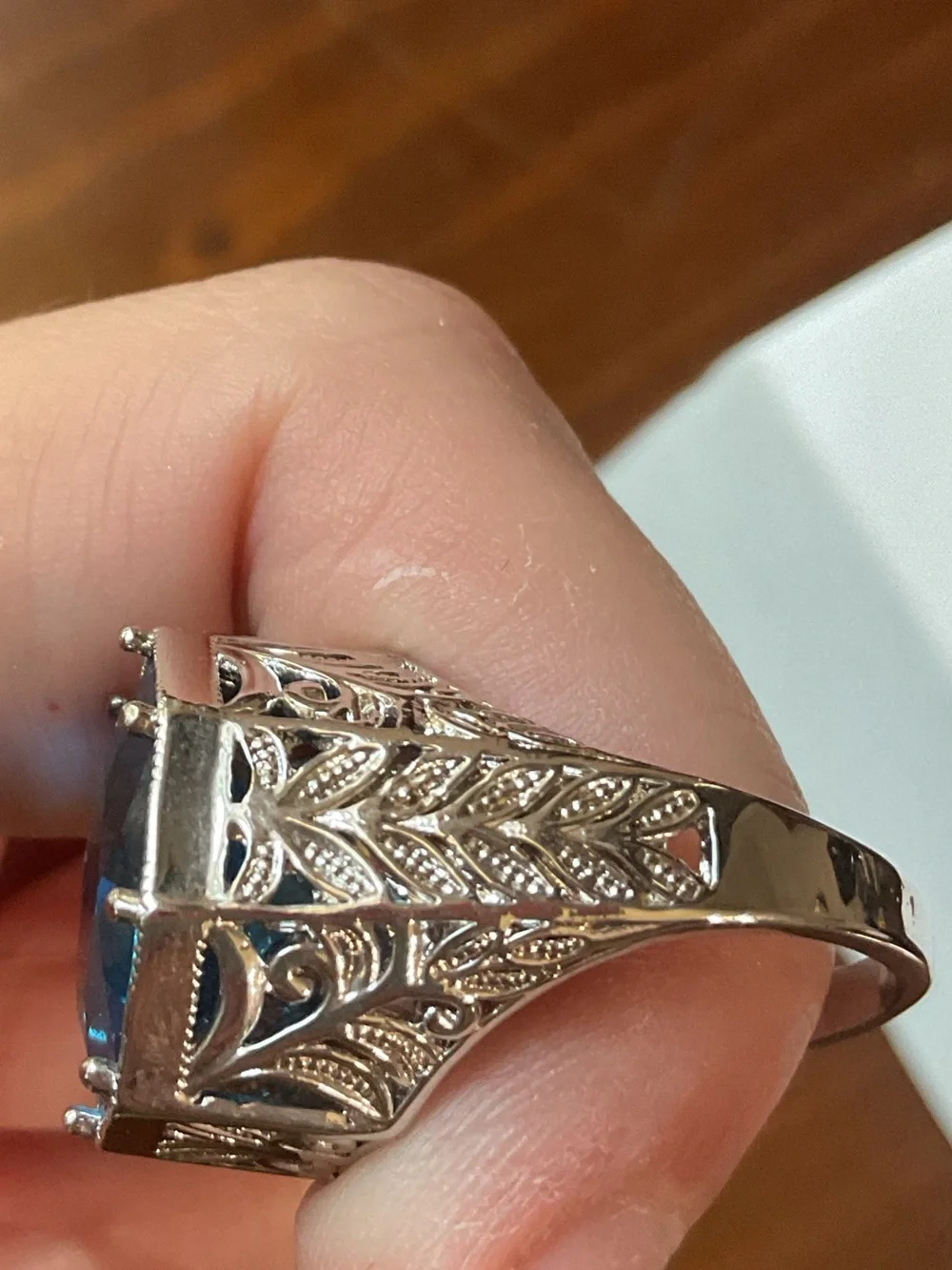 925 Sterling Silver this gorgeous