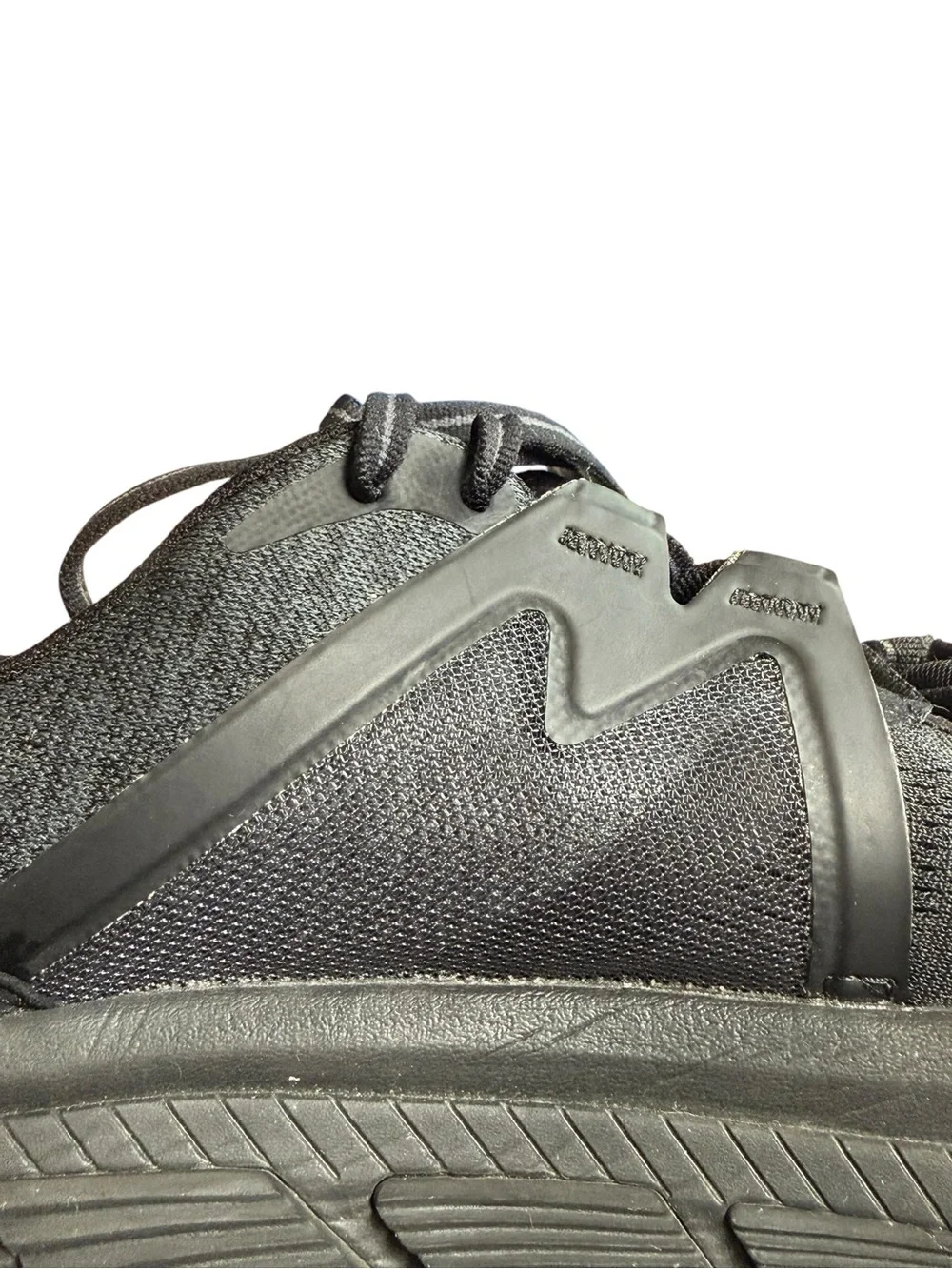 Hoka One One gently used