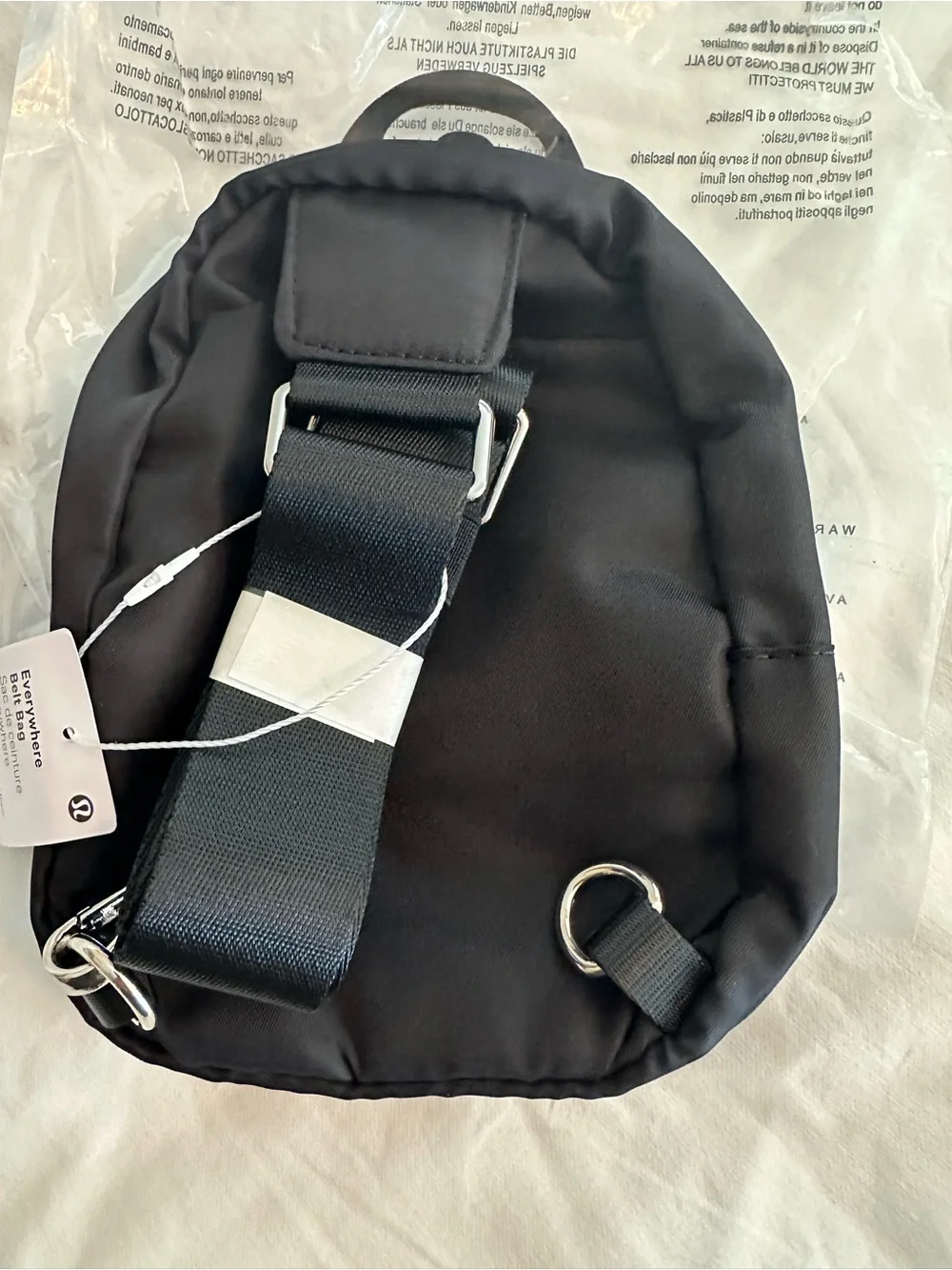 lululemon Black Compact Zip Pouch with Interior Mesh Pocket