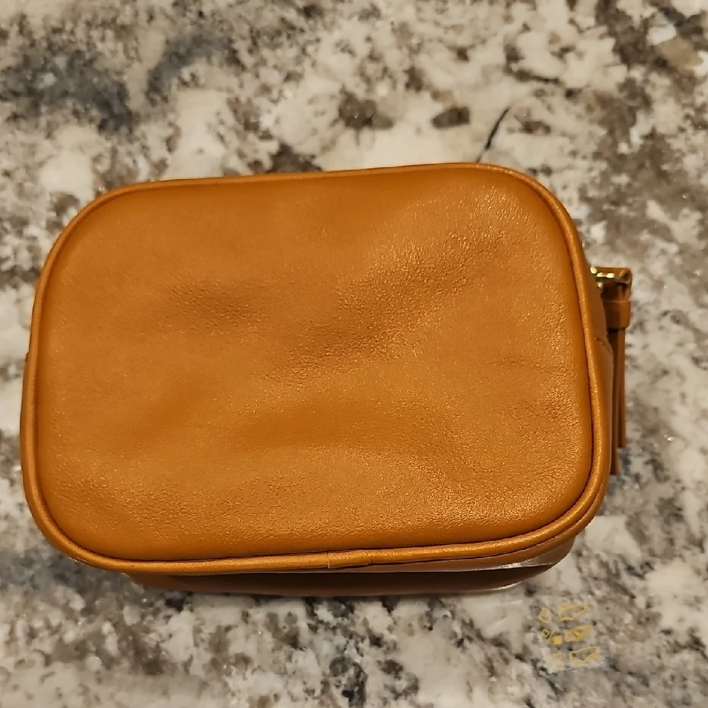 Tory Burch @cmr9035 item