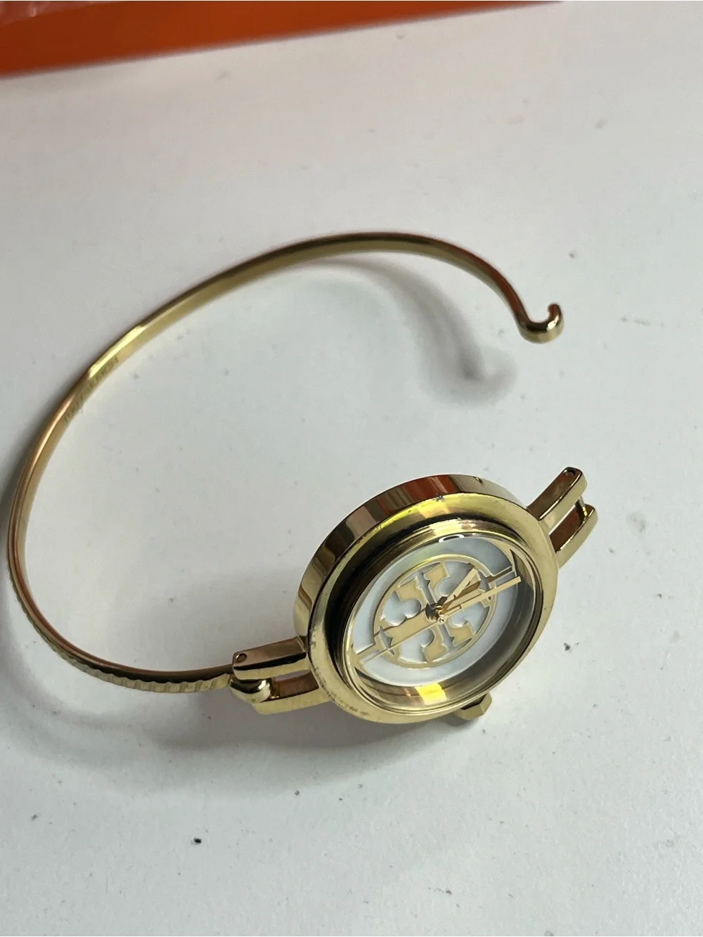 Tory Burch Reva TBW4029 ladies watch interchangeable rings.