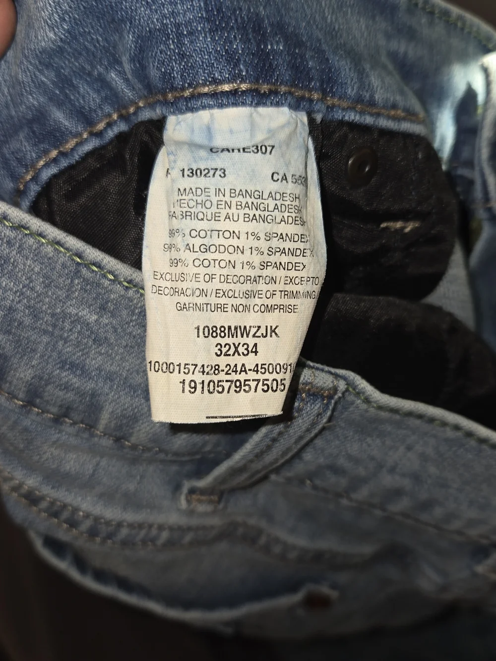 Wrangler slim straight