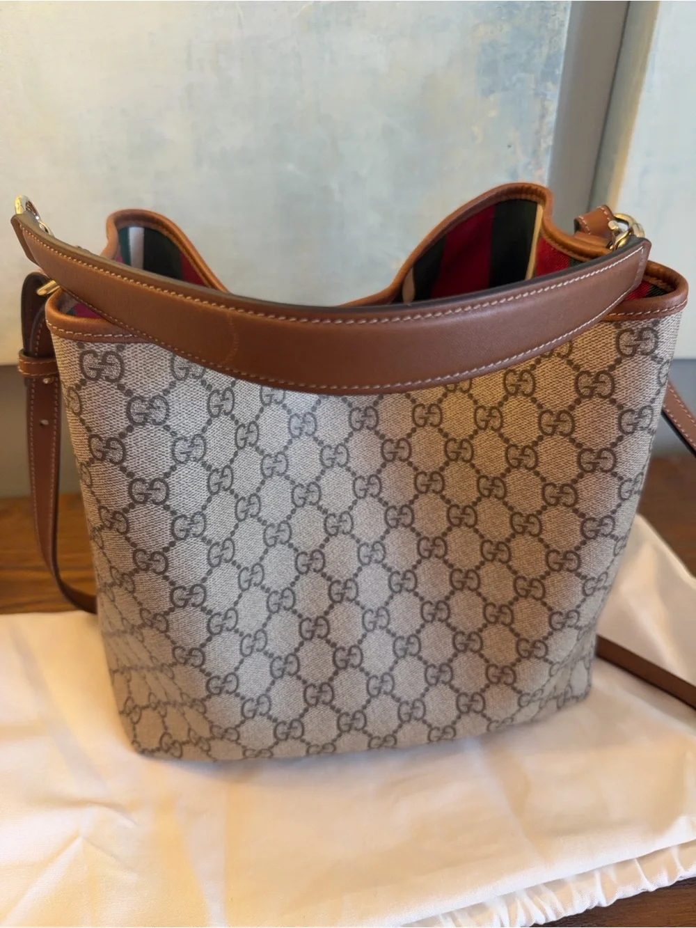 Gucci shoulder bag
