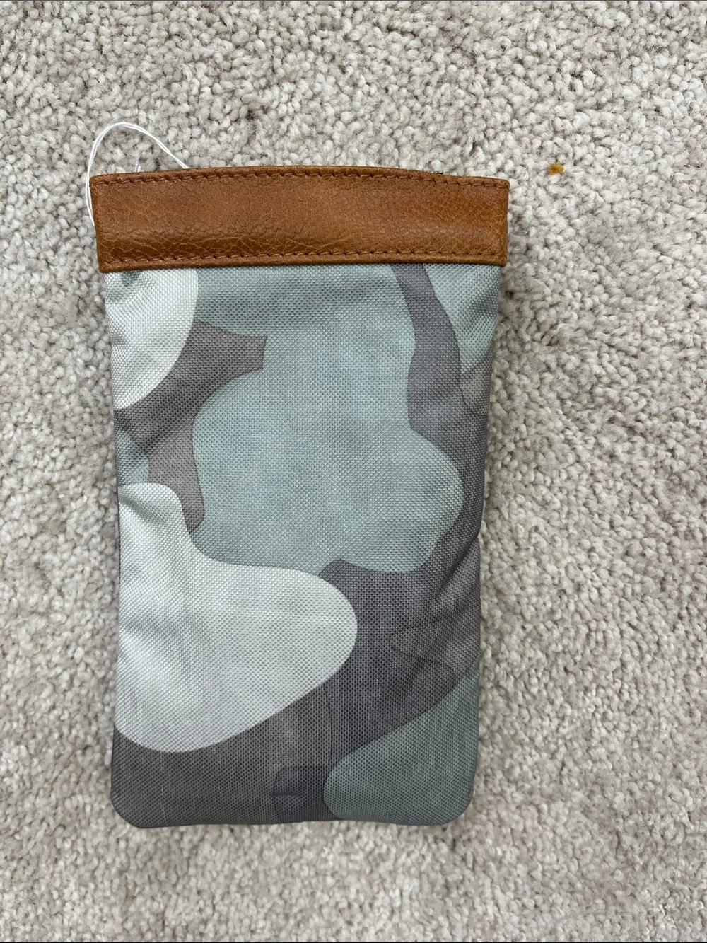 thirty-one hardware leather