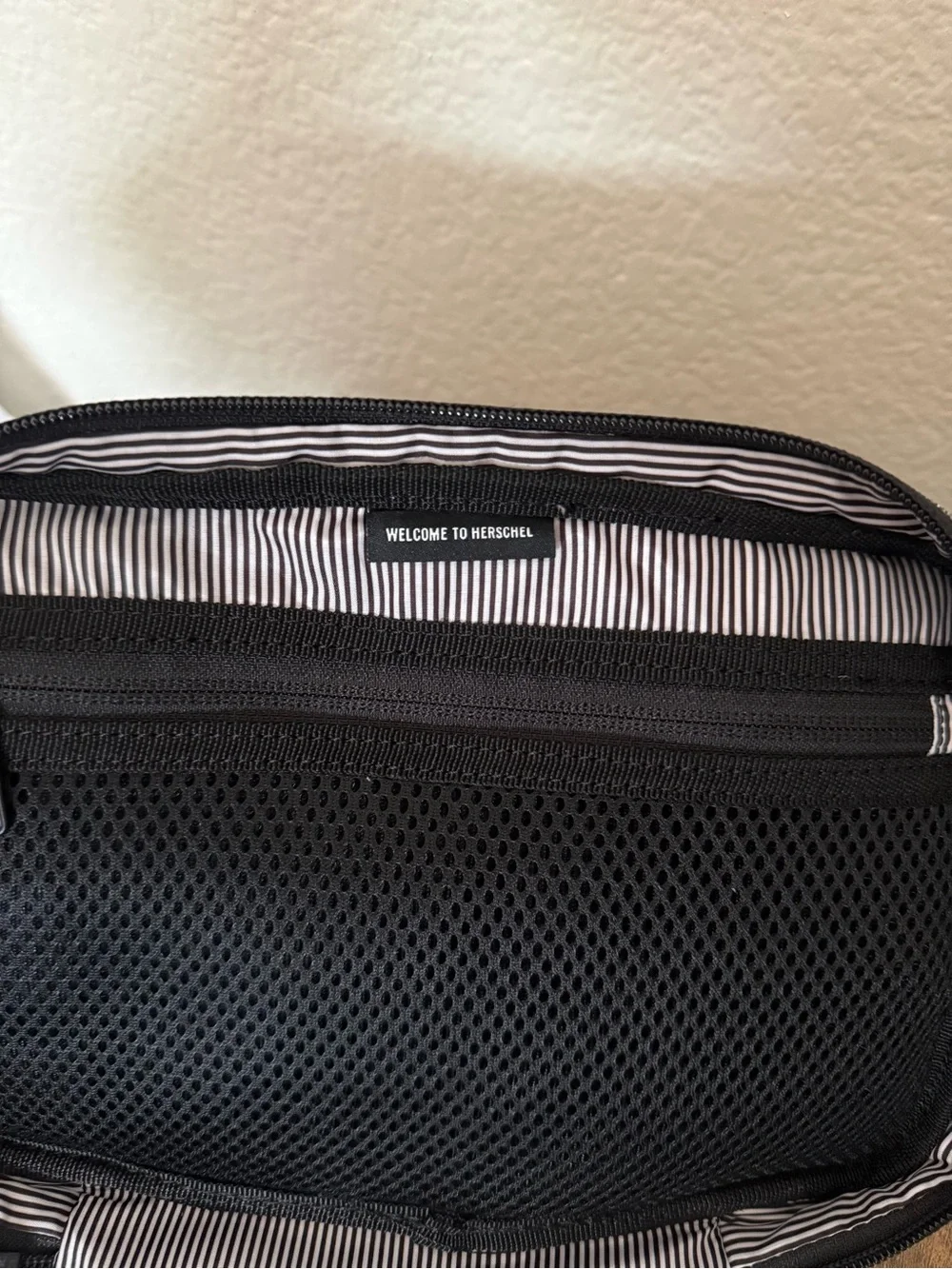 Herschel Supply Company compact tech