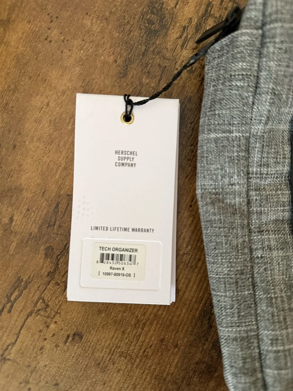 Herschel Supply Company compact tech