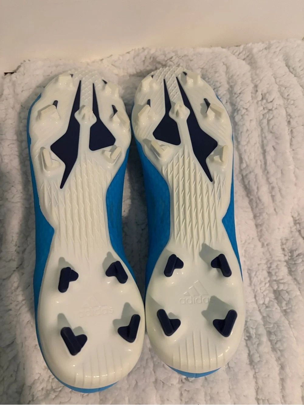 adidas lightweight slip