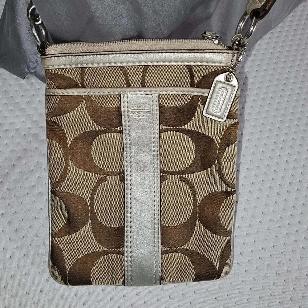 Coach Signature Jacquard Crossbody Shoulder Bag L05N-4680 Canvas/Leather 8.5