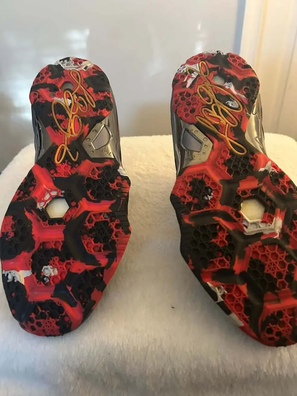 Nike LeBron 11 Elite Basketball Shoes Size 9.5