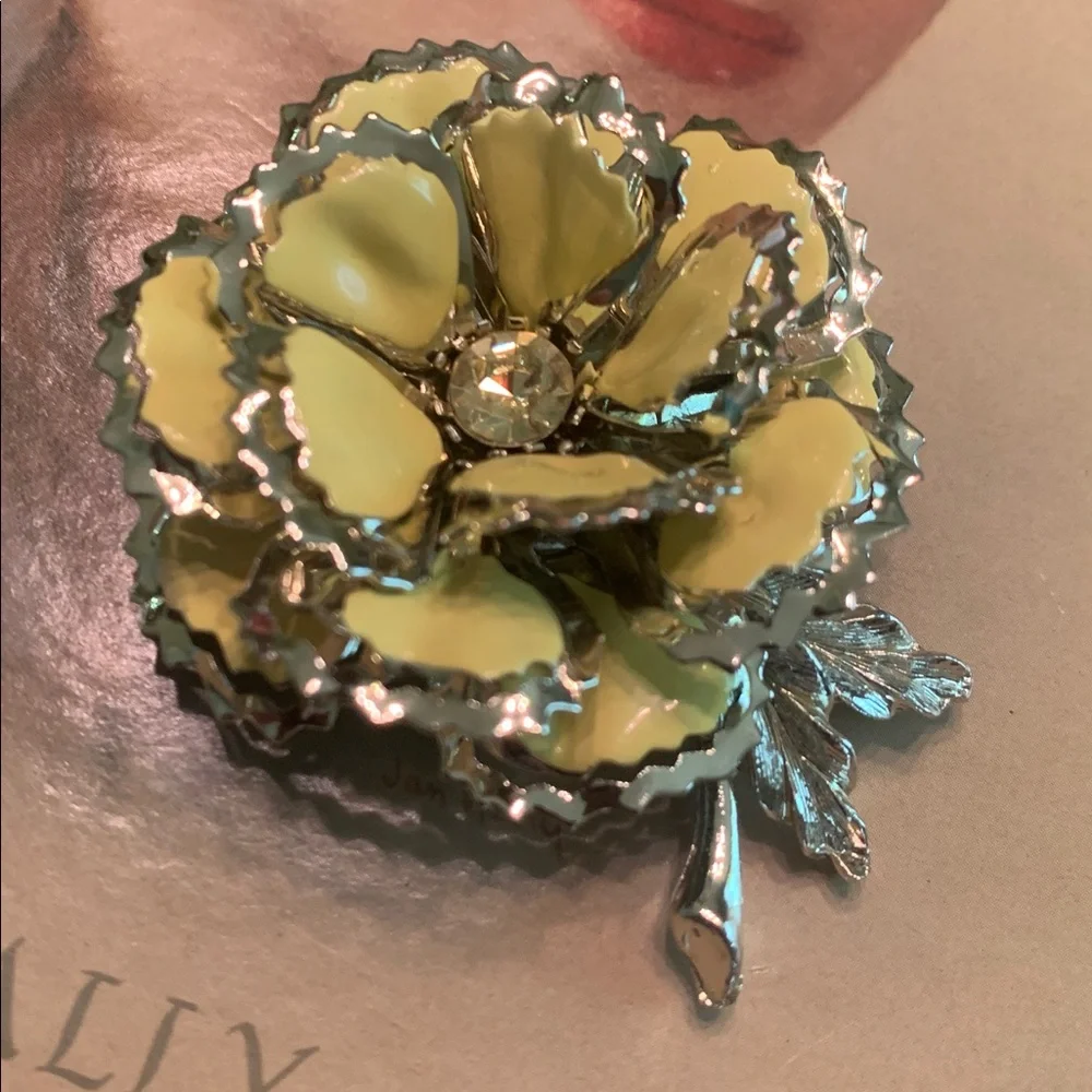N/A sparkling silver