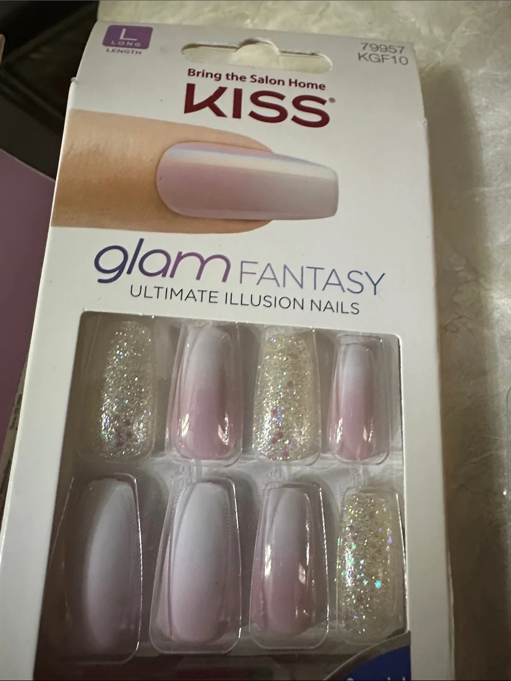 5 Press-On Nail Sets.