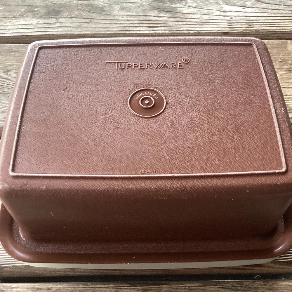 Tupperware vintage ice
