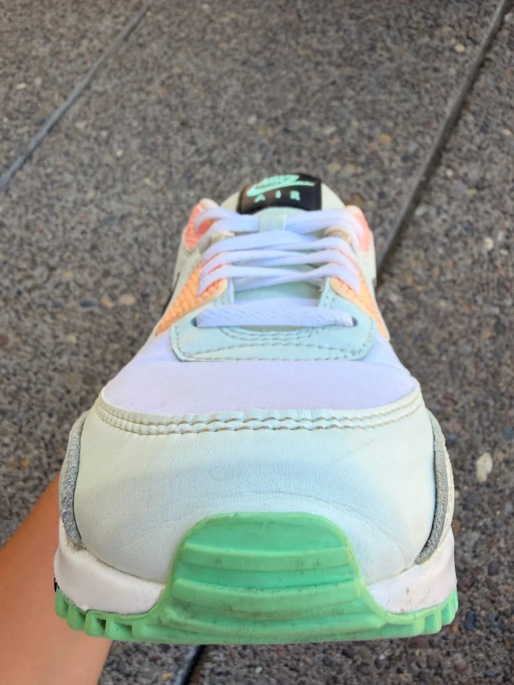 Women’s Nike Air Max 90