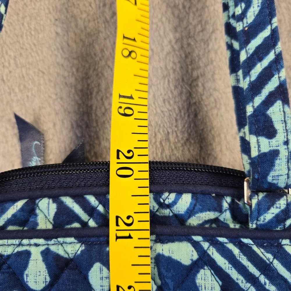 Vera Bradley Blue Quilted Batik Crossbody Bag Small Messenger ID Window