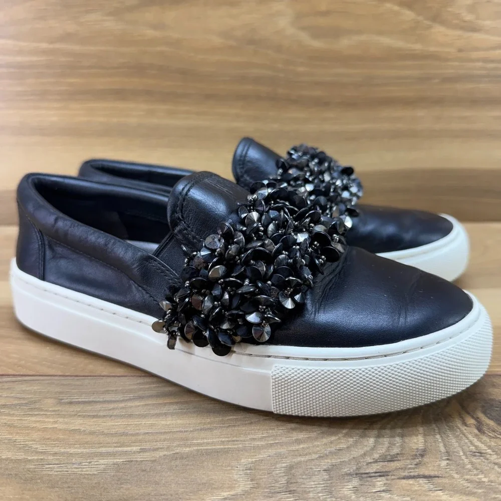 Tory Burch from carefully ships