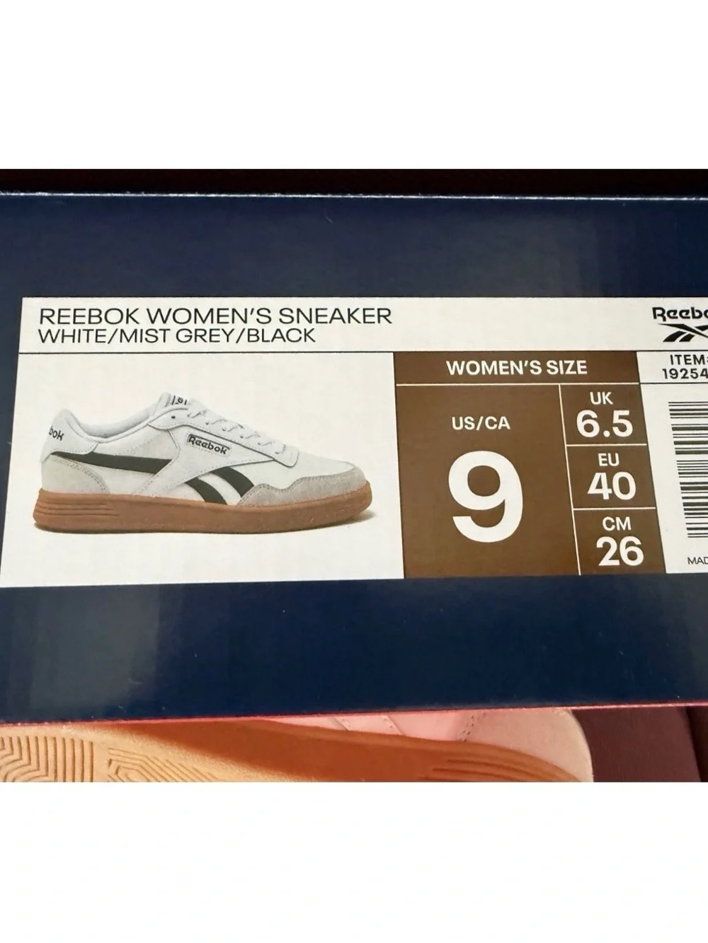 Reebok clean white