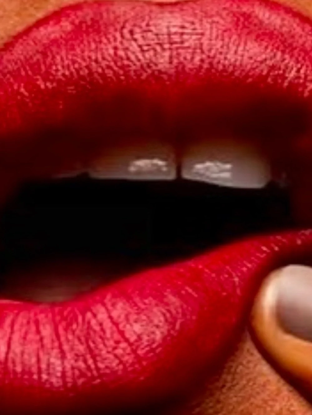 MAC DISCONTINUED Powder Kiss Lipstick in Werk Werk Werk