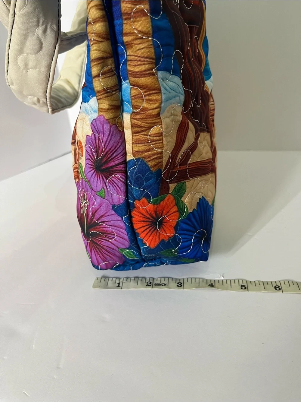 Quilted “Palm Island Paradise” Beach Scene Tote Bag in Multi-Color
