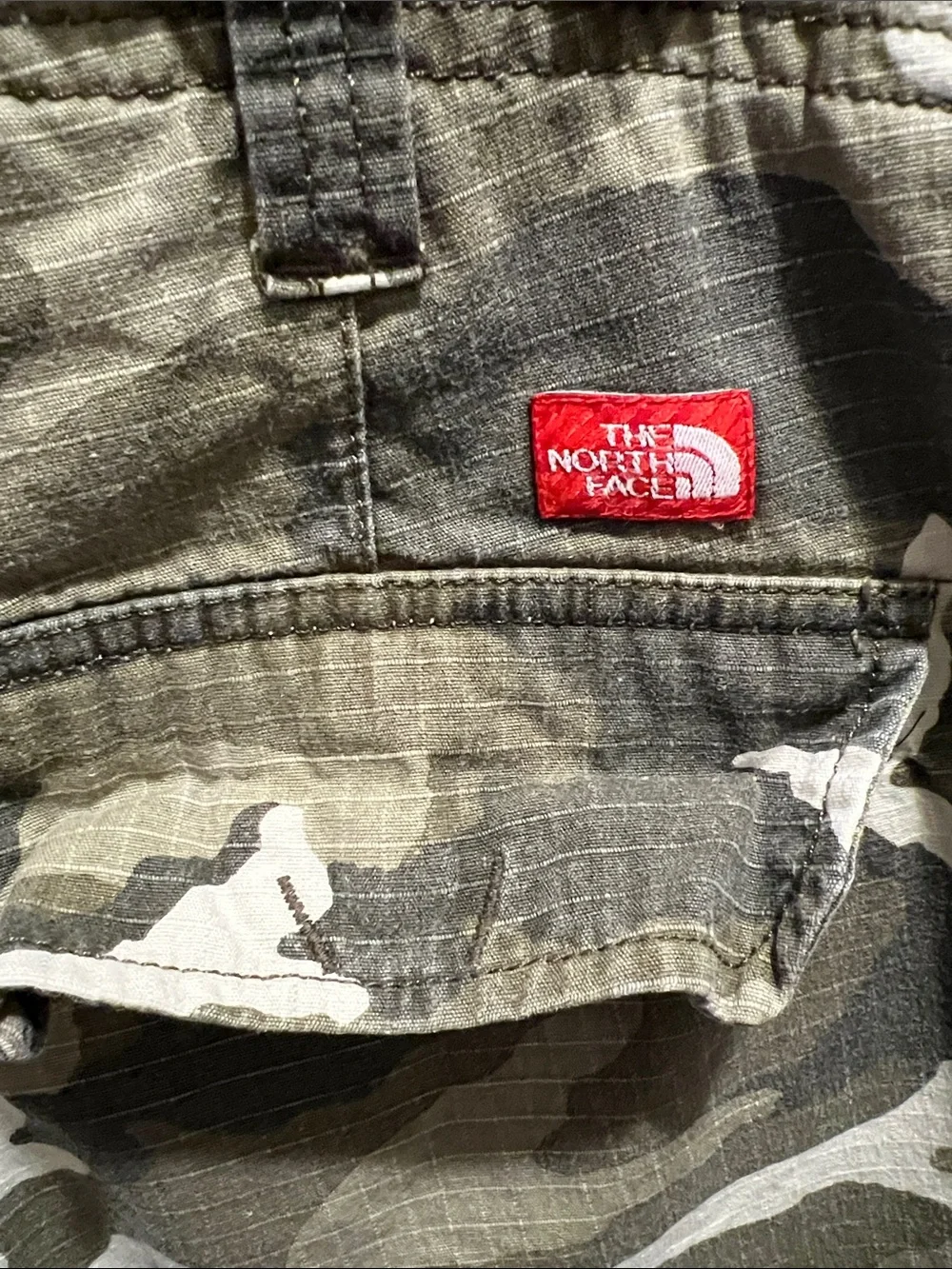 The North Face closure fabric