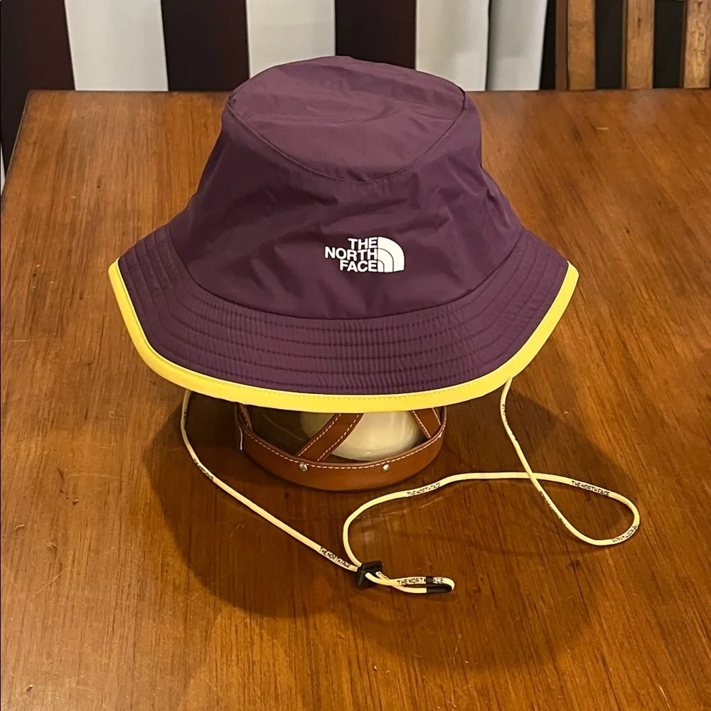 The North Face Antora Rain Bucket Hat Cap new Mens Size Small / Medium