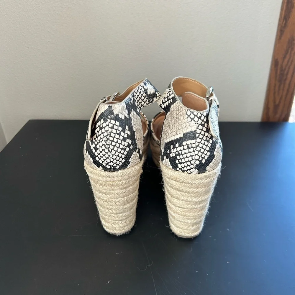 Nine West Women's Snakeskin Wedge Sandals Size 9 NWOT
