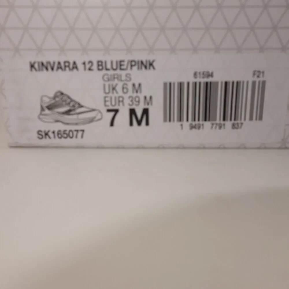NEW Saucony Kinvara 12 Sneakers Lace Up Running Shoes Blue Pink Big Girl's 7