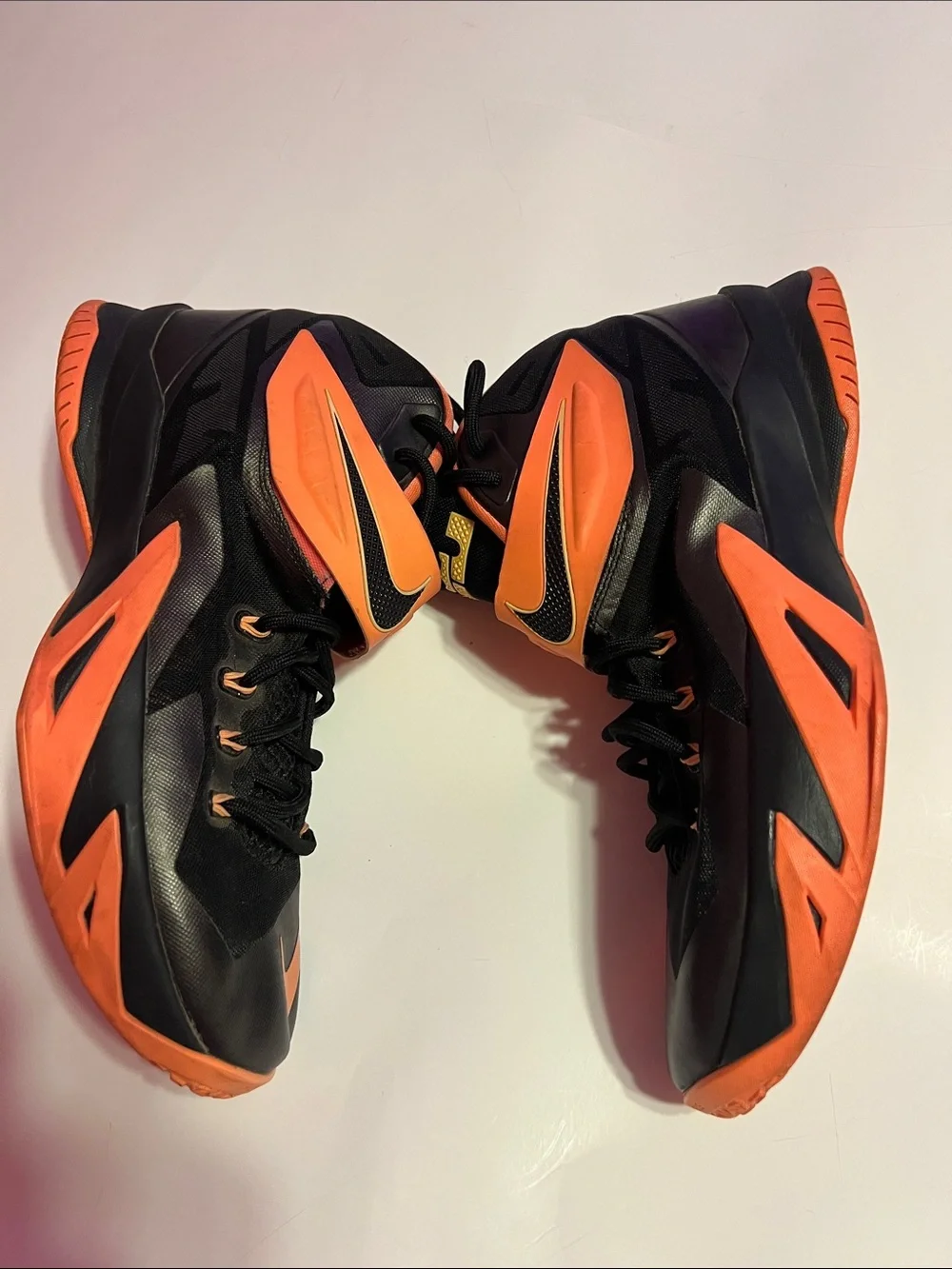 Nike these detailing lebron