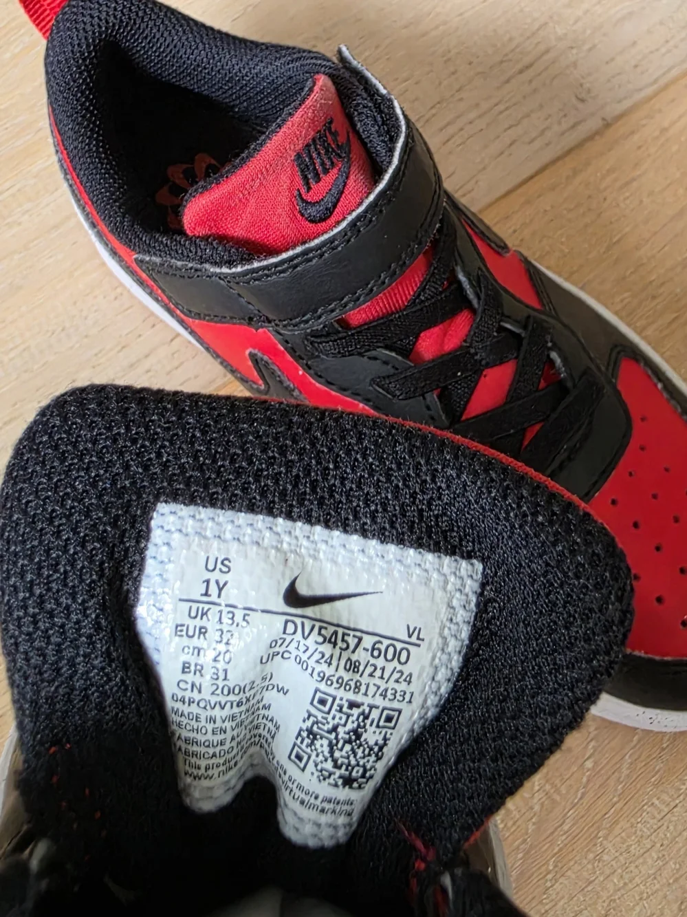 Nike Court Borough Low 2 Kids Bred Black/University Red/White Size 1Y