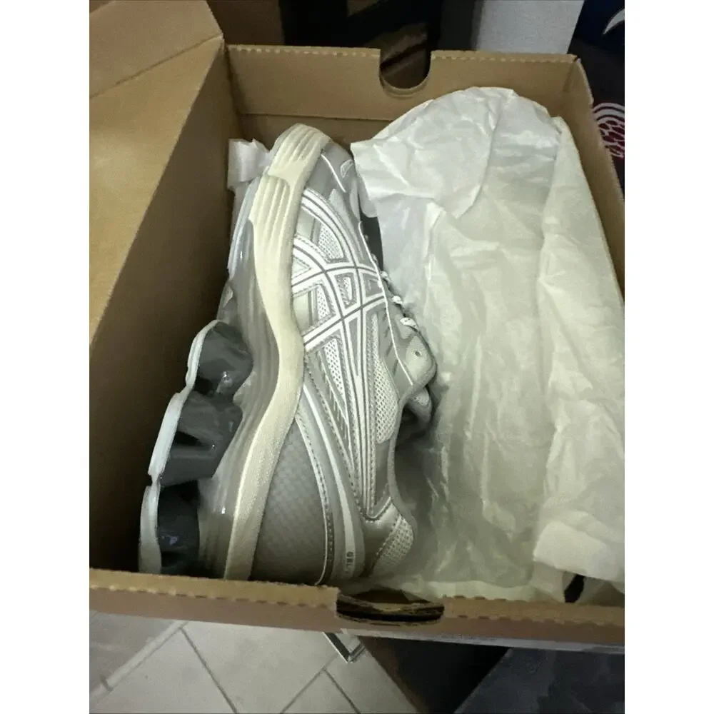 New Women's Size 7 Asics Gel-Kinetic Fluent White Running Shoes 1203A591-101