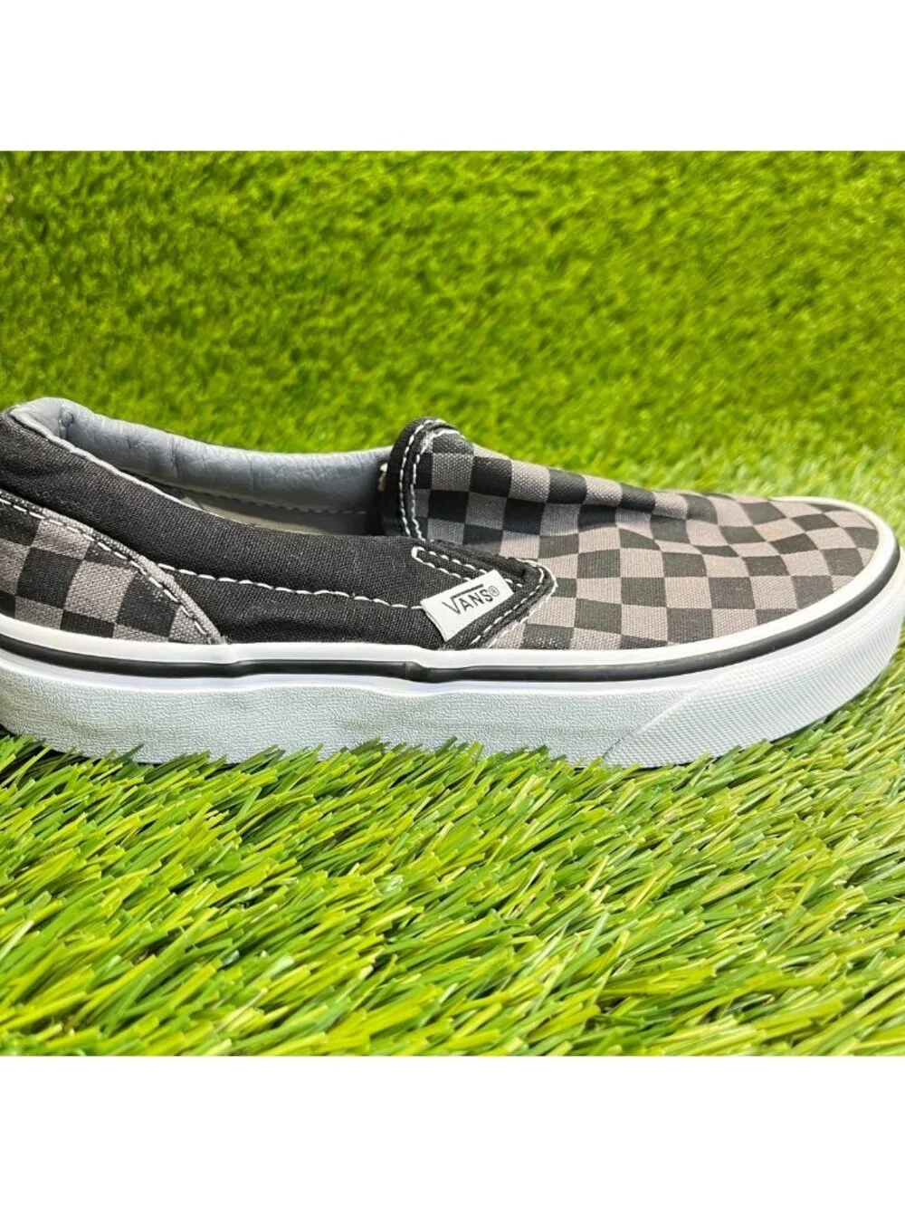 Vans Classic Slip-On Boys Size 1.5Y Black Gray Athletic Skate Shoes Sneakers