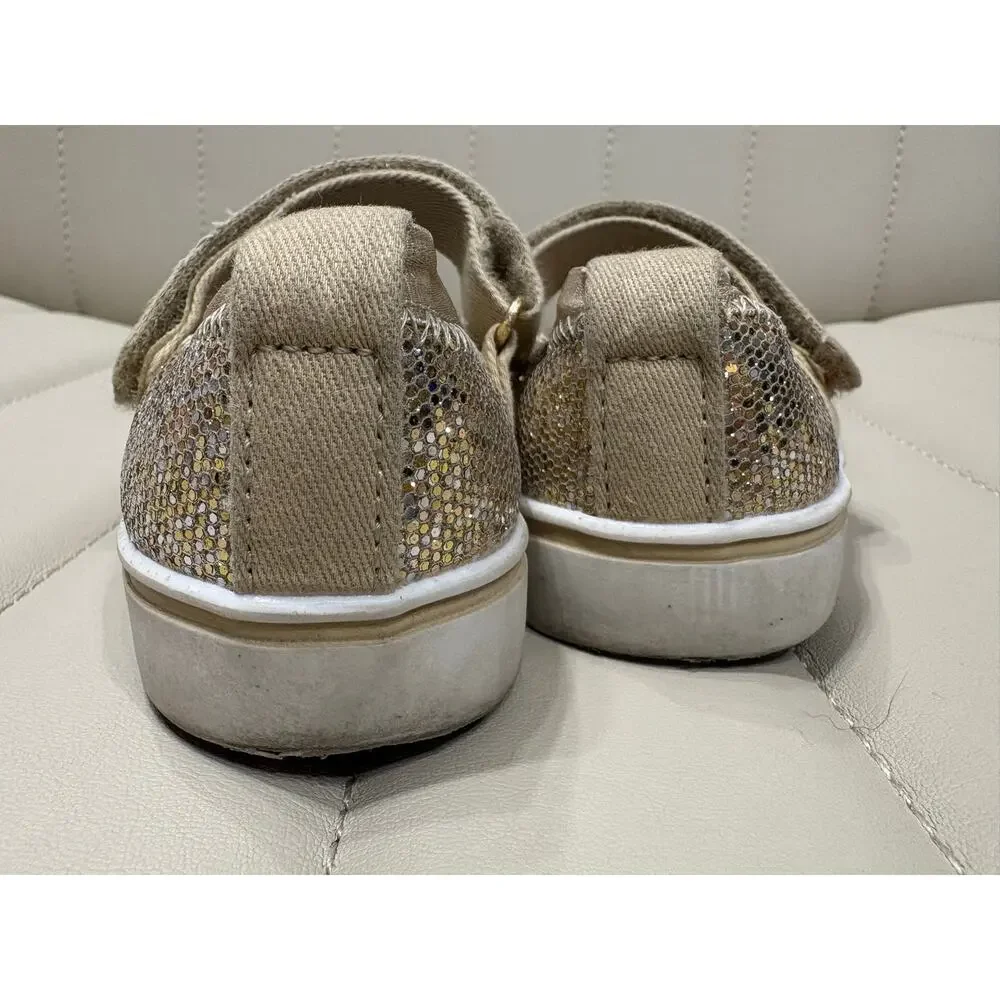 5/$10 Gold Slip Ons - Wonder Nation - 6