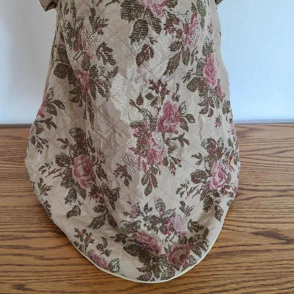 Vintage satin claus santa