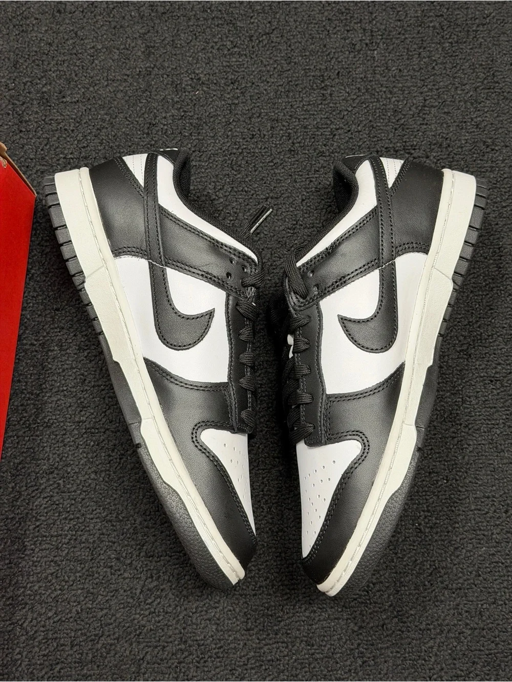 Nike authentic 100%