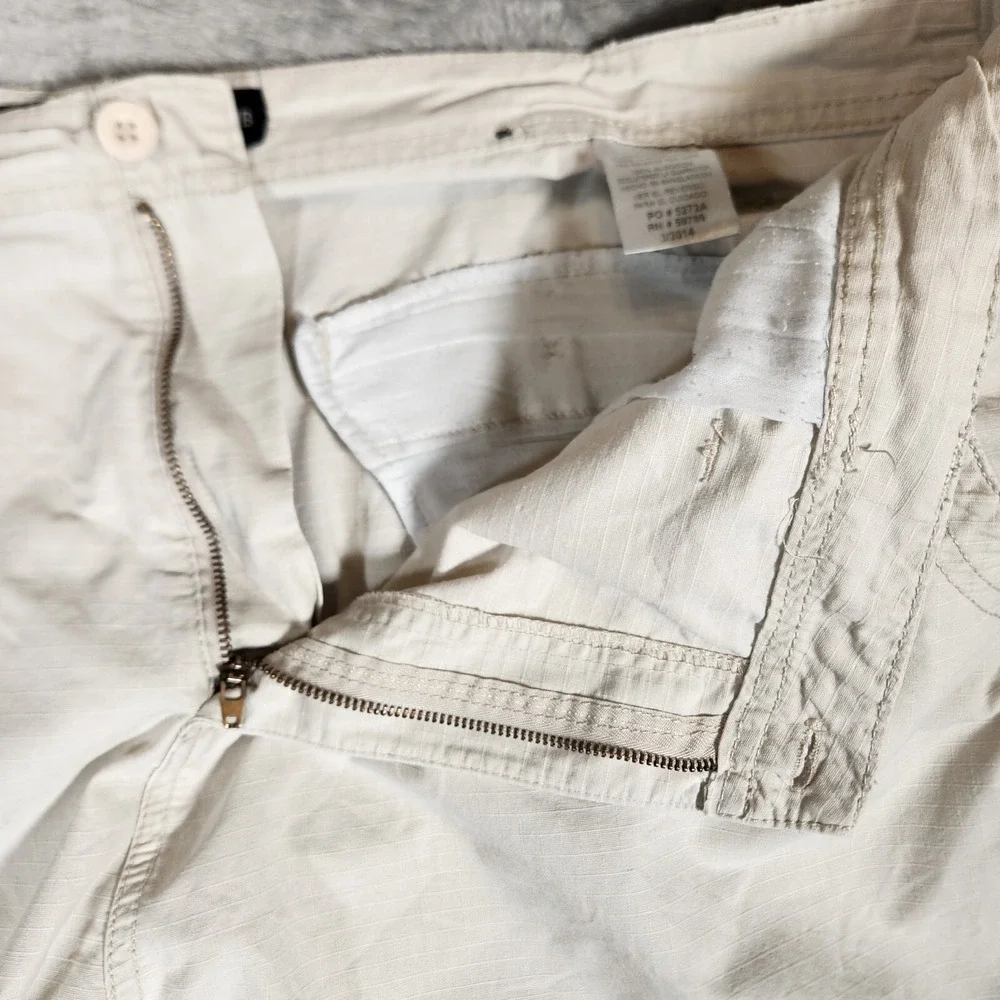 Beverly Hills Polo Club Cargo Shorts Men's 38X11‎ Beige Muted Khaki Modern