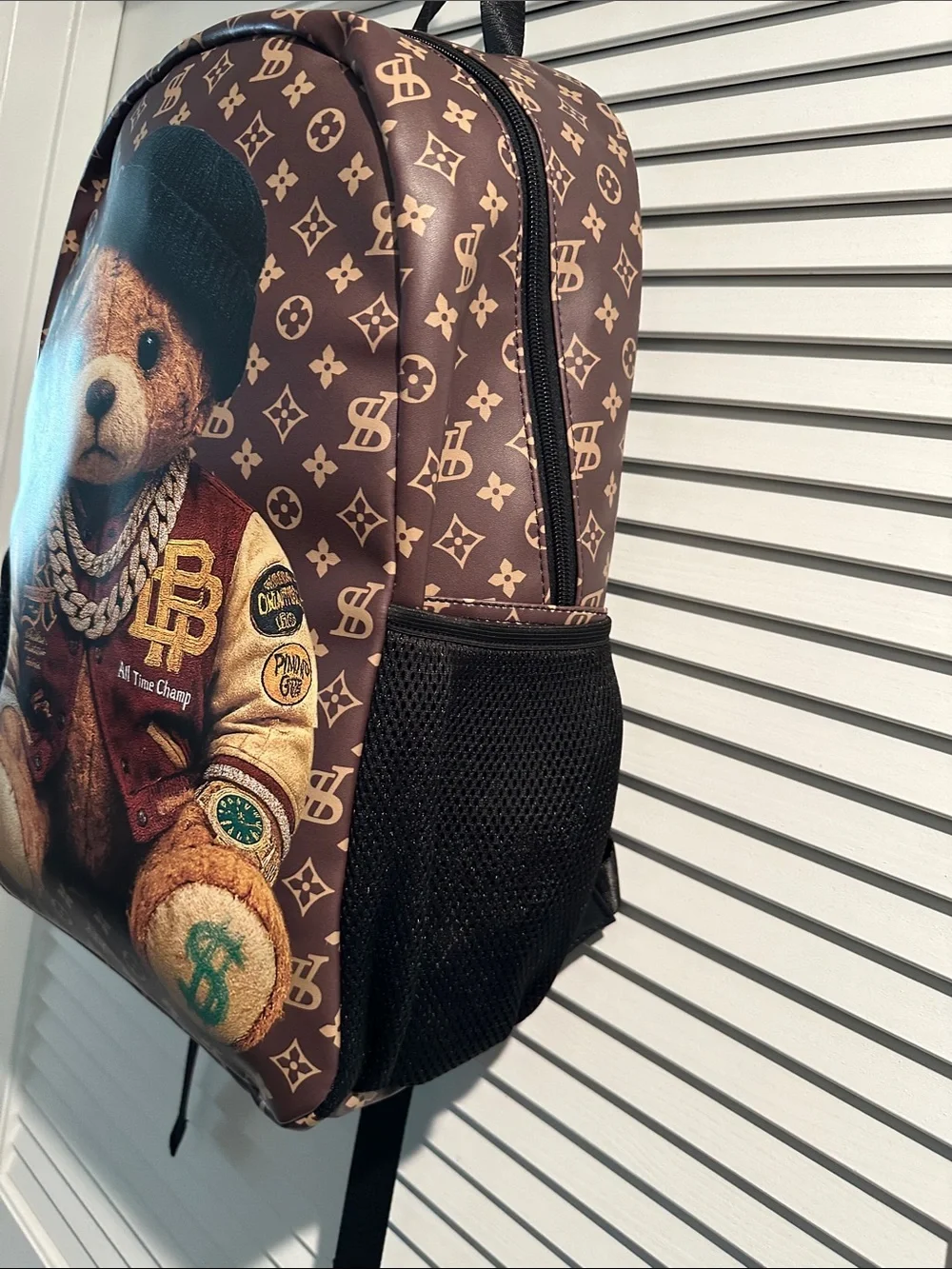 NWT Reason Ex Large All Time Champ Bear Laptop Backpack with Side Mesh Pockets.