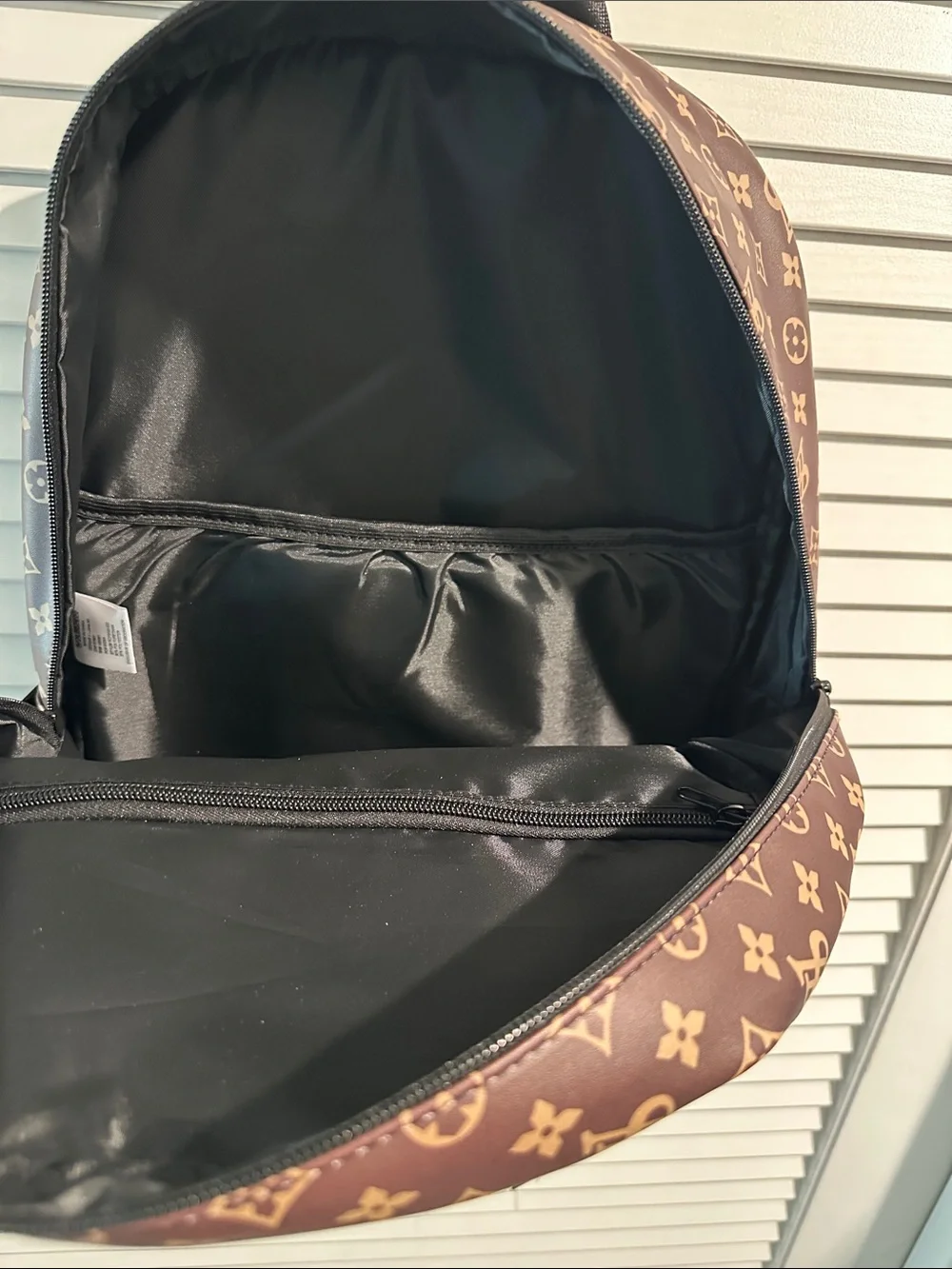 NWT Reason Ex Large All Time Champ Bear Laptop Backpack with Side Mesh Pockets.