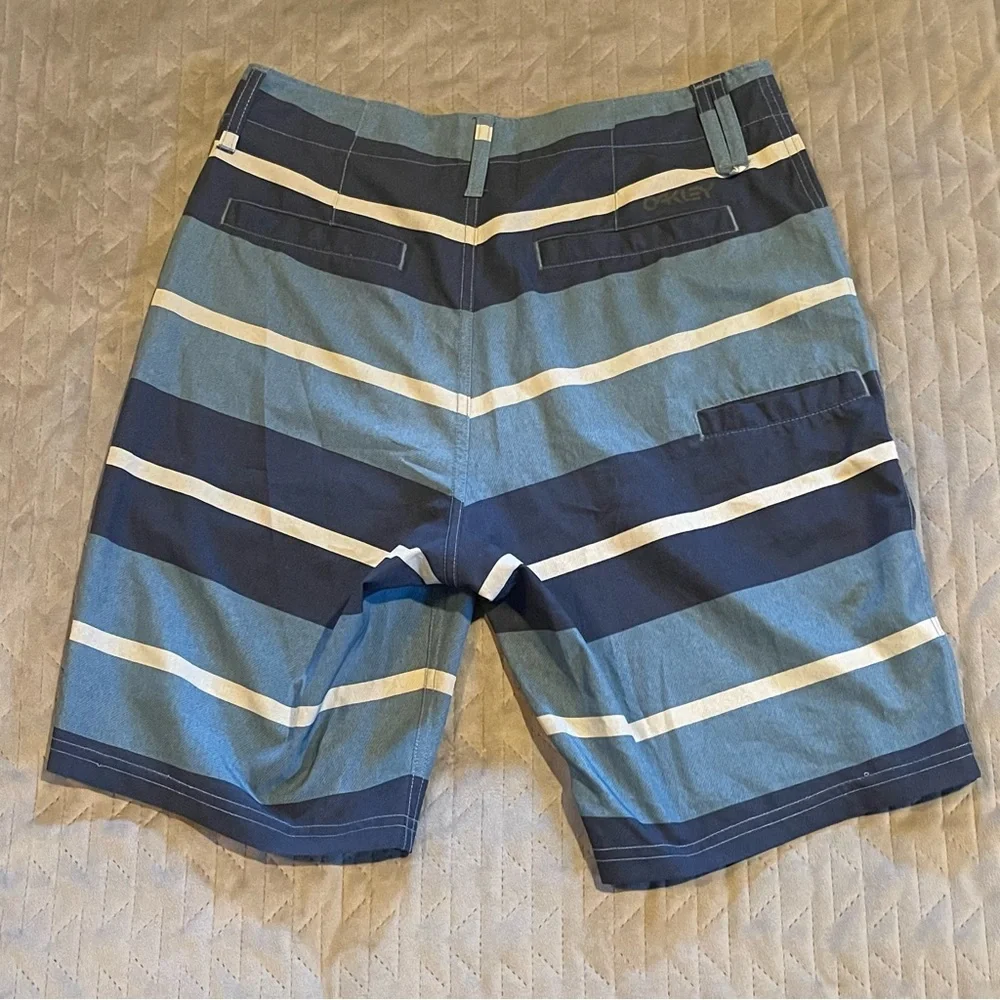 Oakley shorts mens