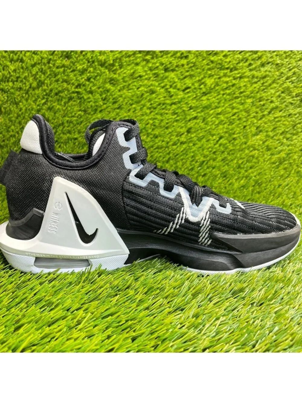 Nike please review