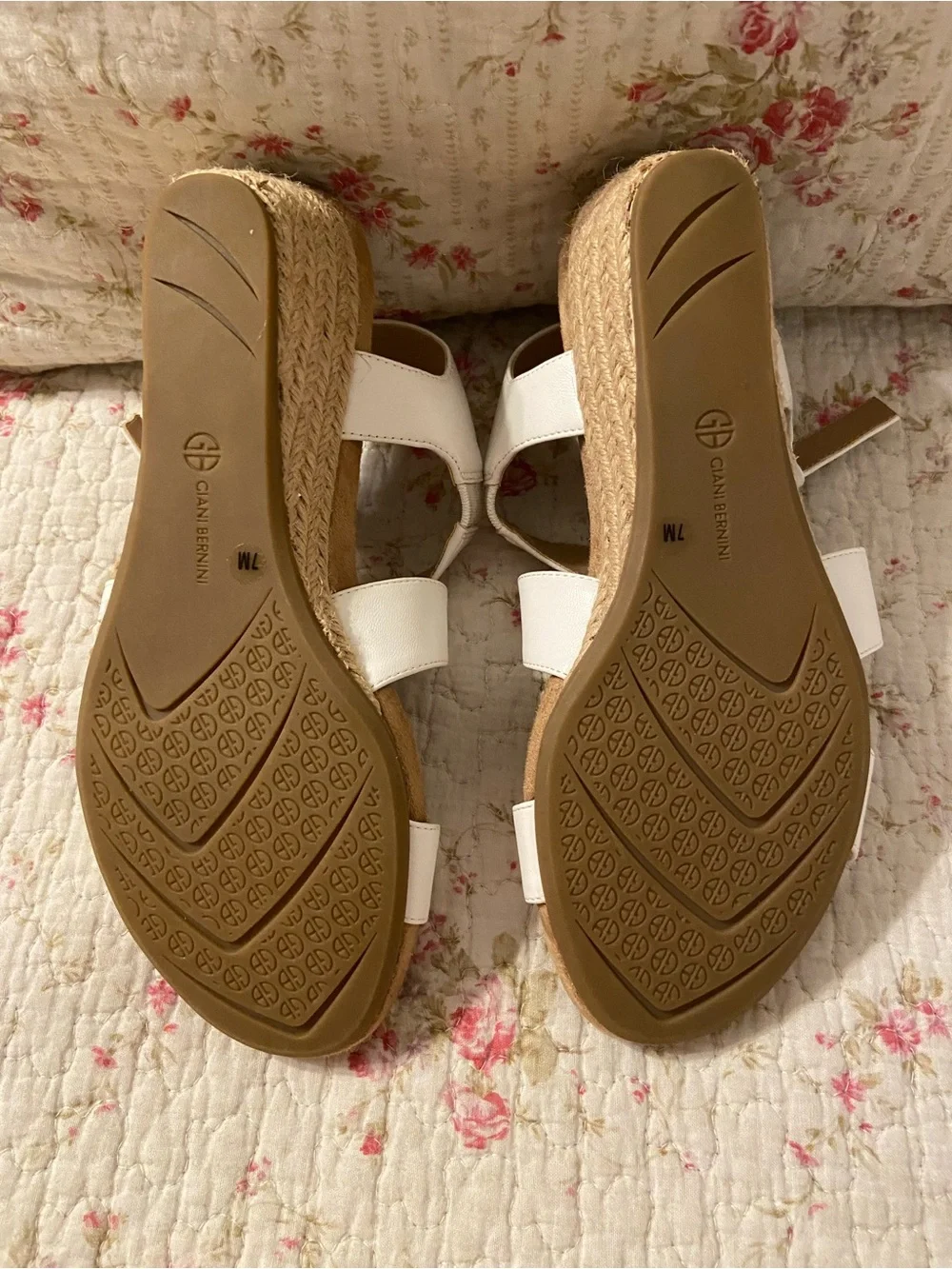 Giani Bernini never worn